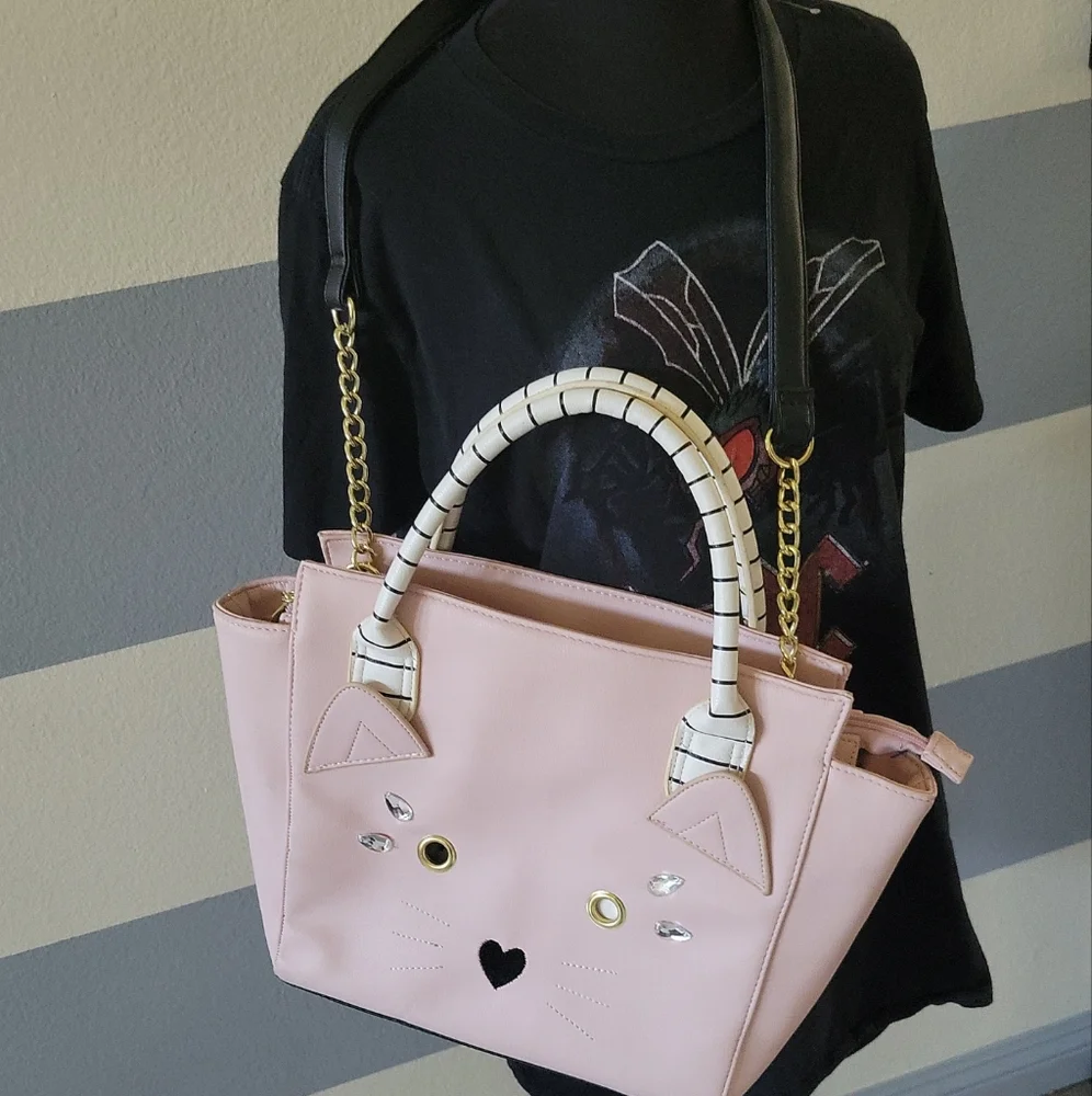 Sold - Picture 2 of 12